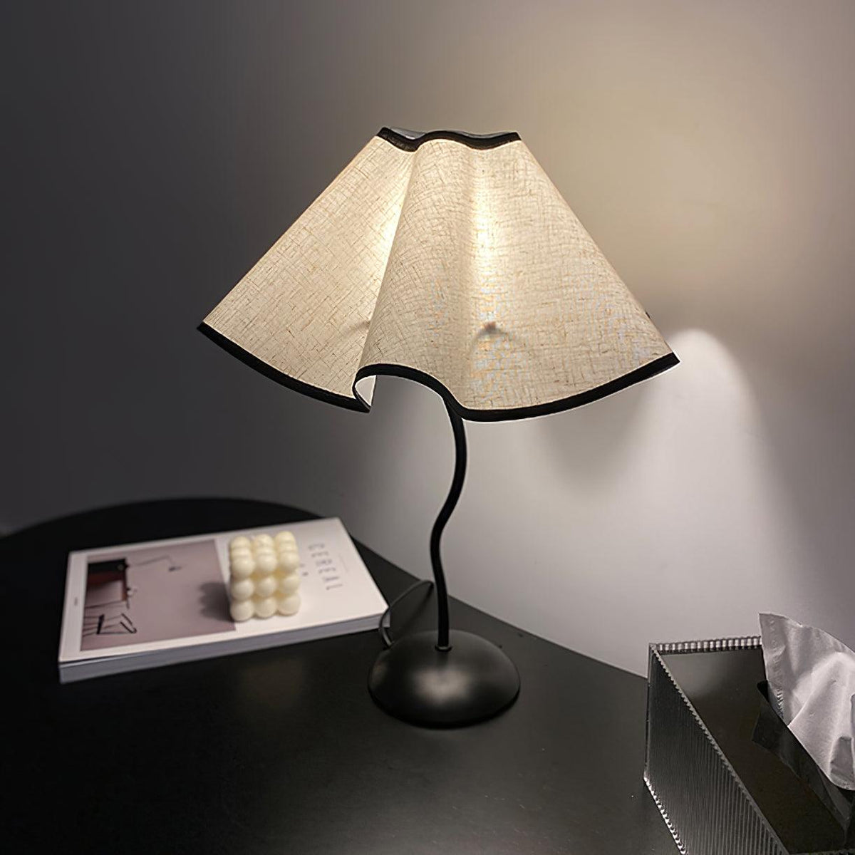 Luminova lampă de masă artistică cu abajur textil