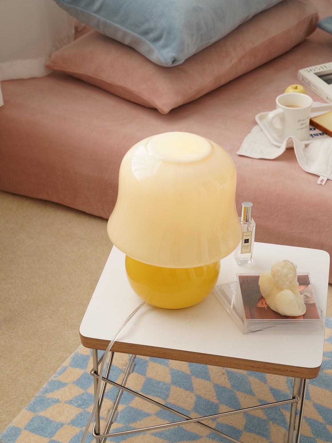 Holg lampă de masă din ceramică, de lux
