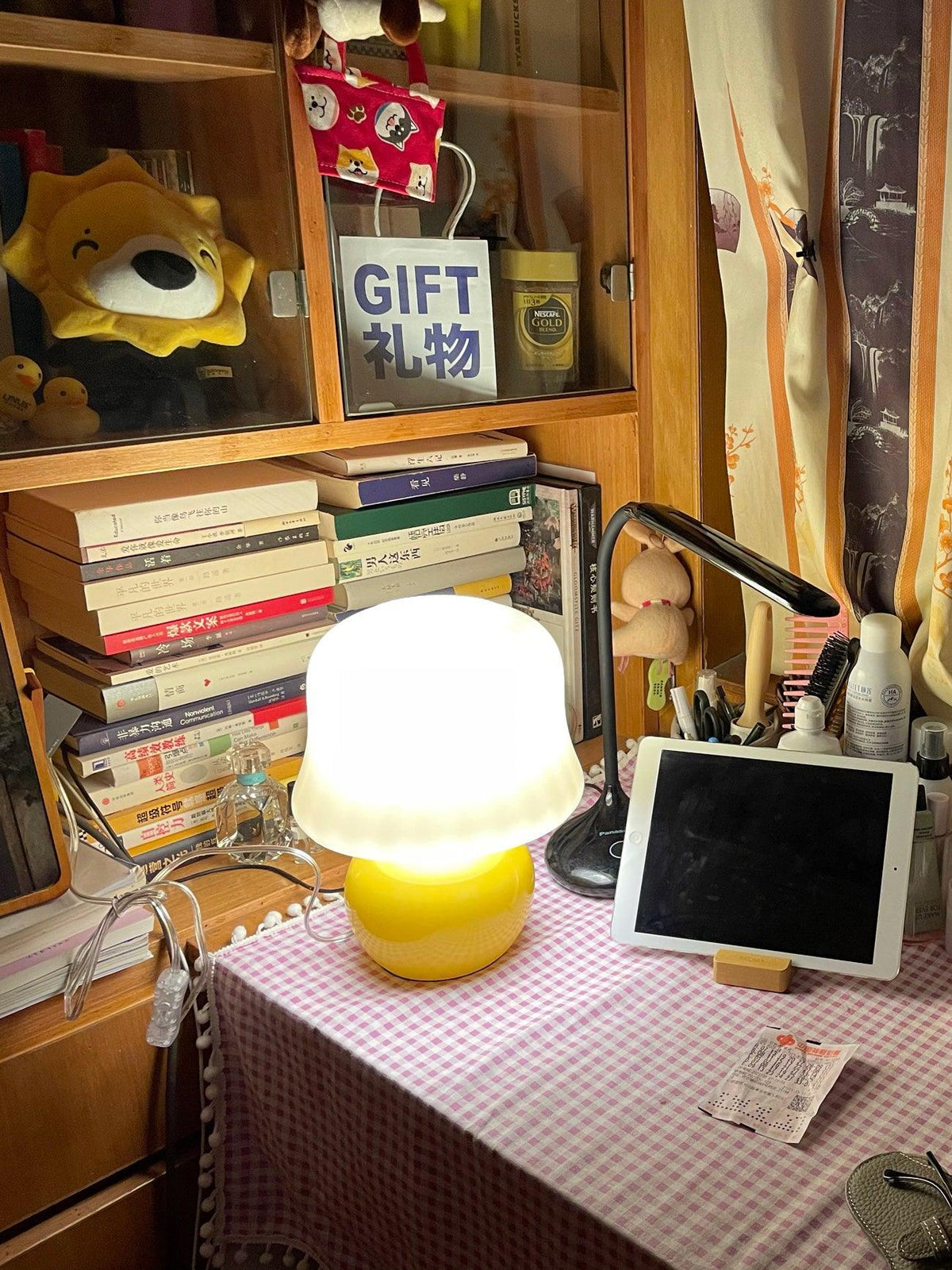 Holg lampă de masă din ceramică, de lux