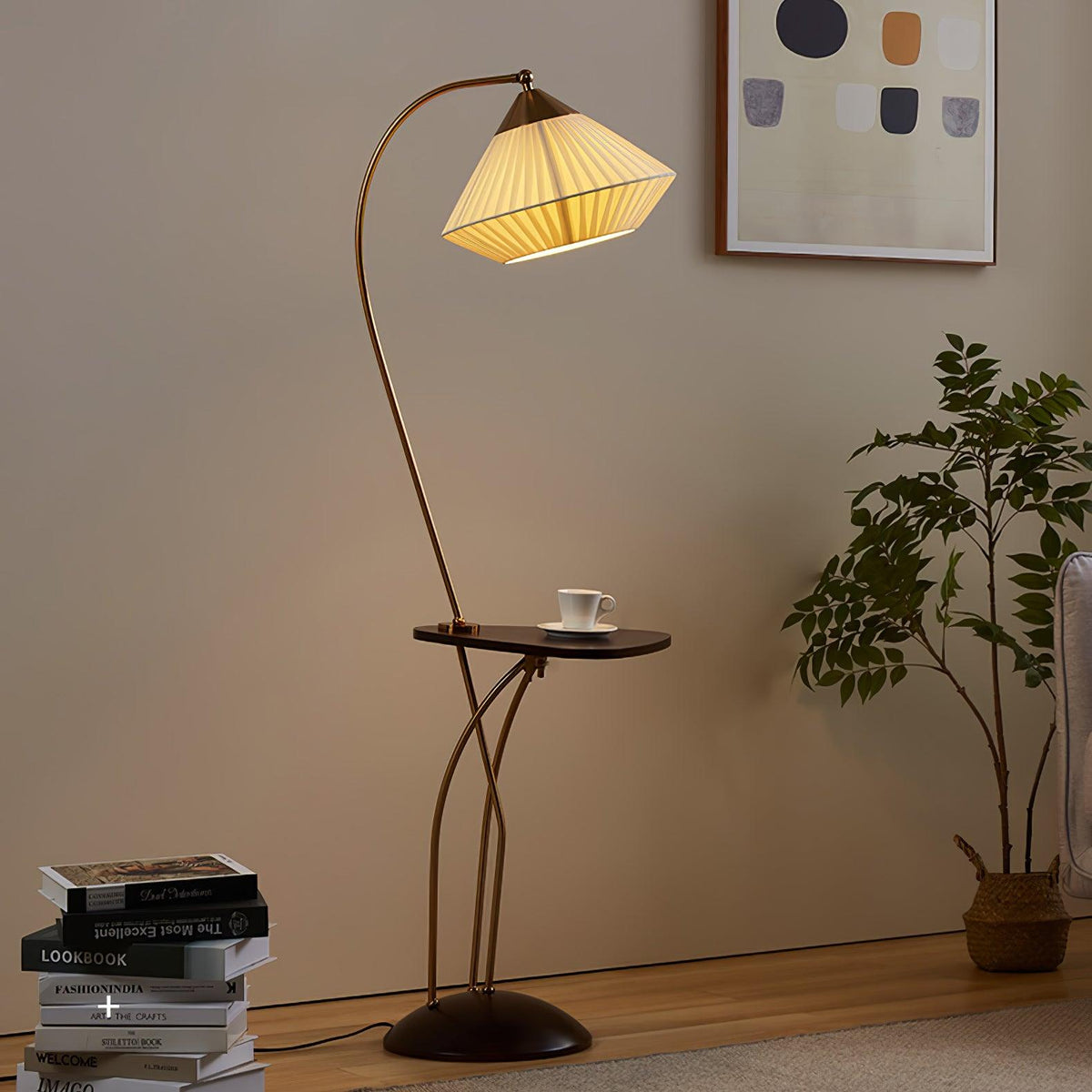 Raviq lampadar vintage cu abajur textil