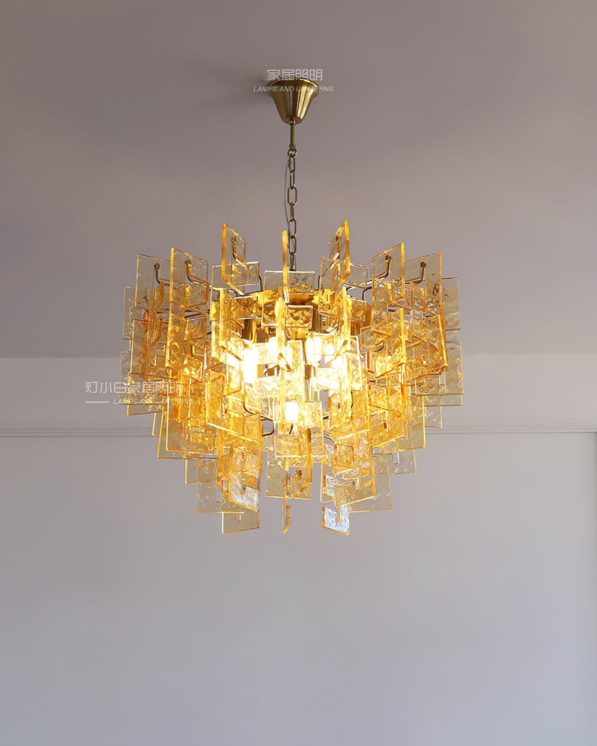 Avenalissa candelabru