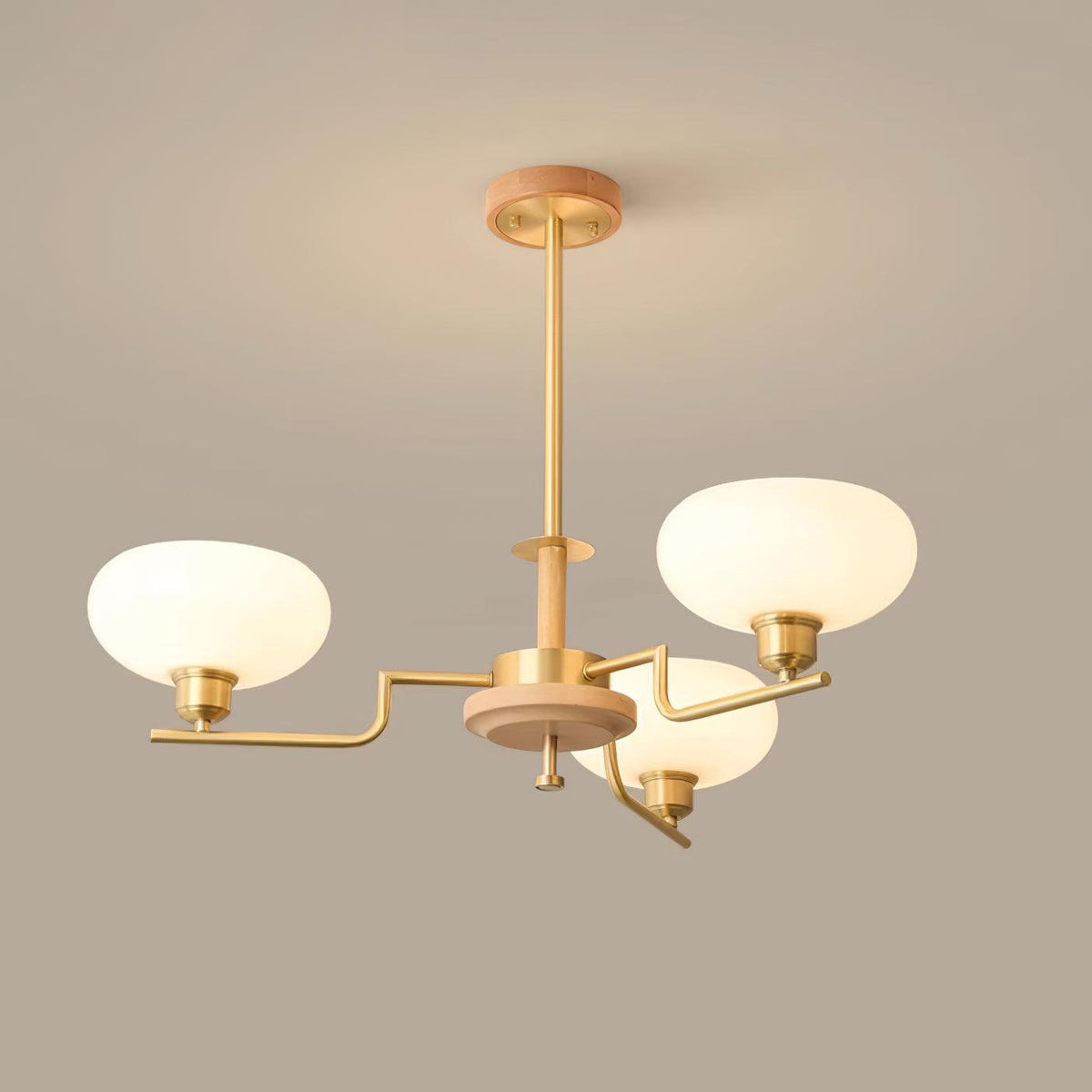 Genamia candelabru