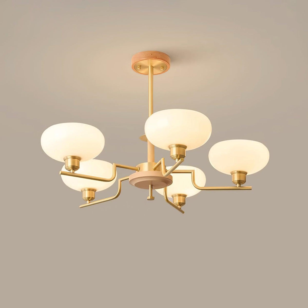 Genamia candelabru