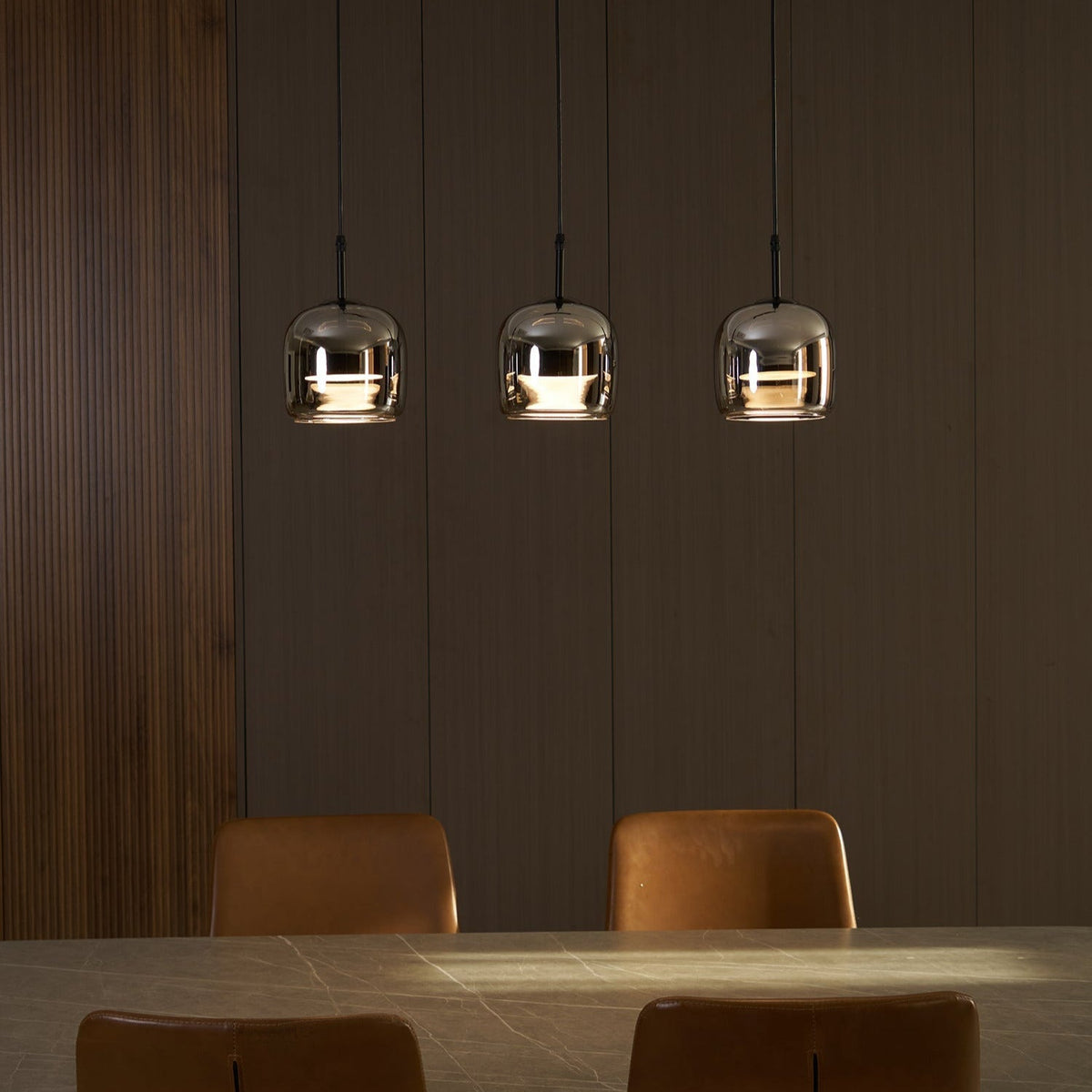 June lampă suspendată minimalistă din sticlă fumurie gri