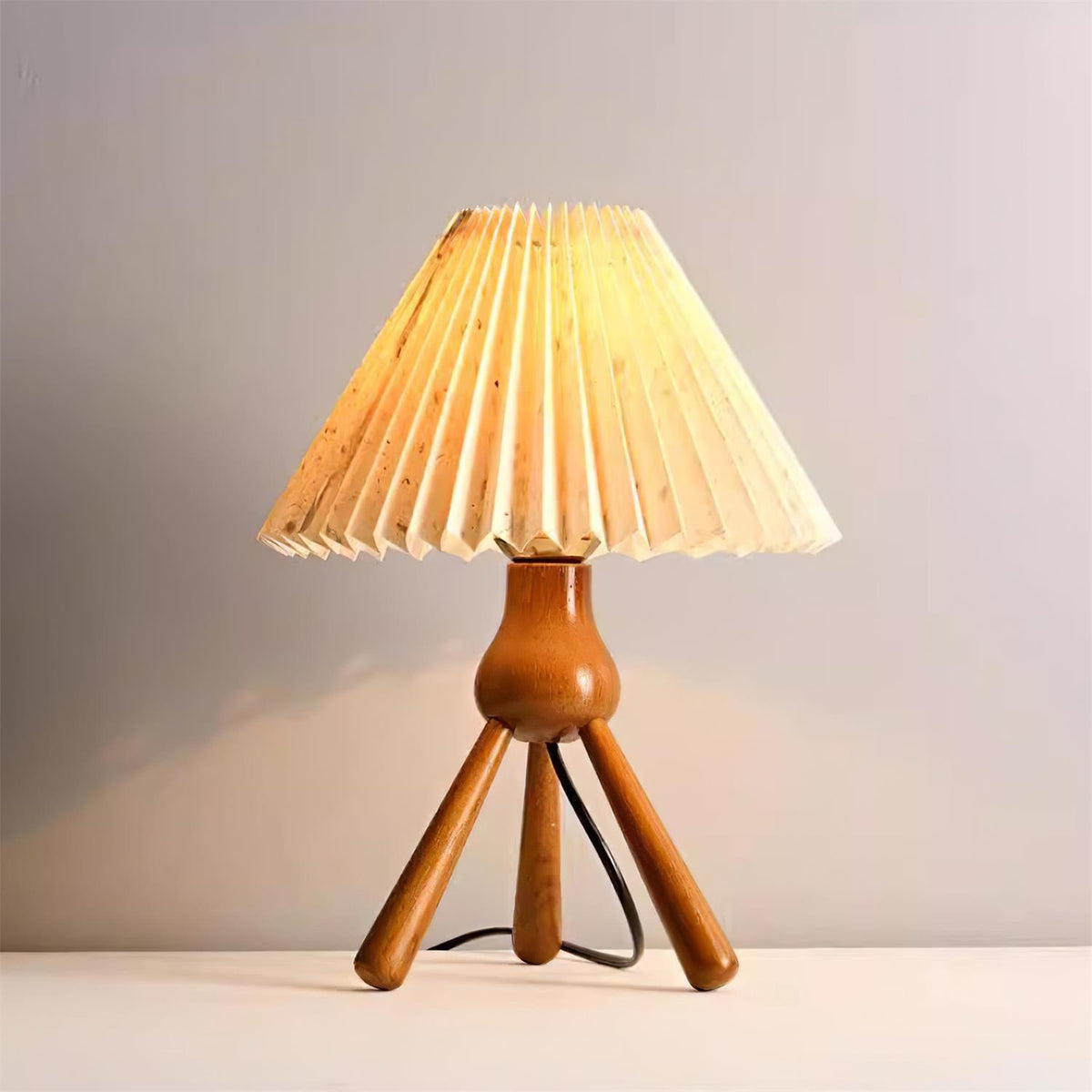 Caliveria lampă de masă