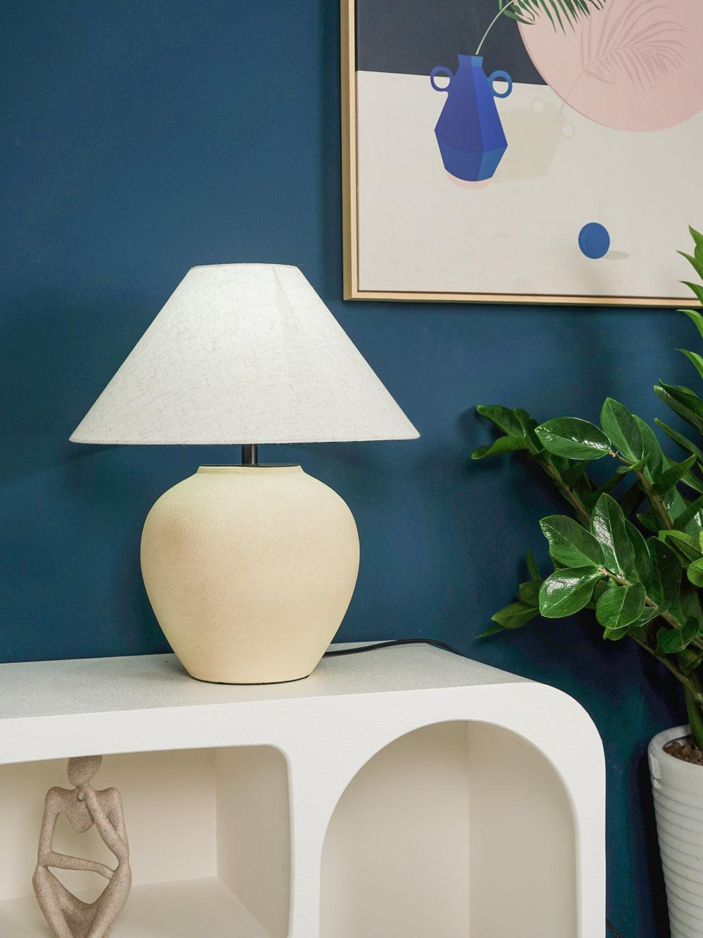 Lumian lampă de masă din material textil și ceramică, rustică