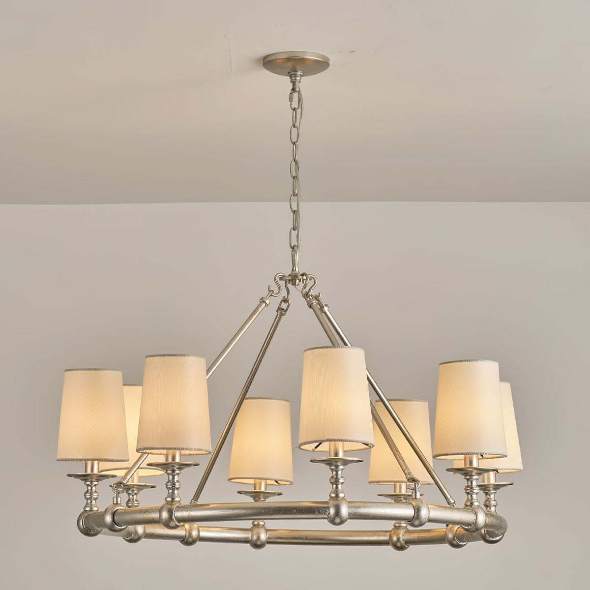 Elaineon candelabru