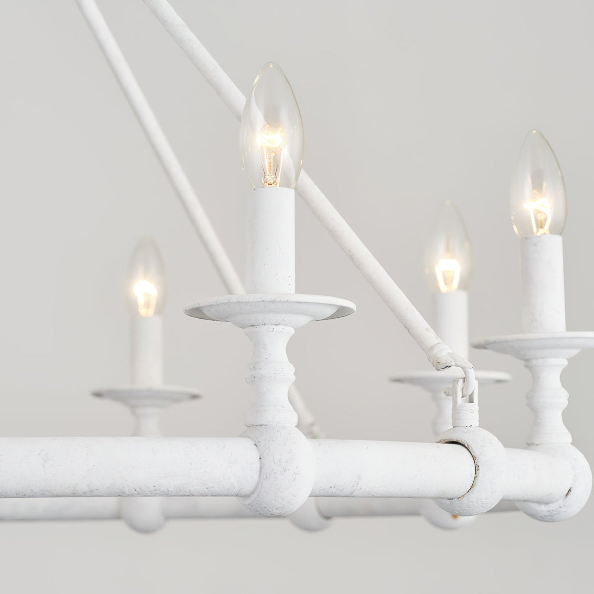 Elaineon candelabru