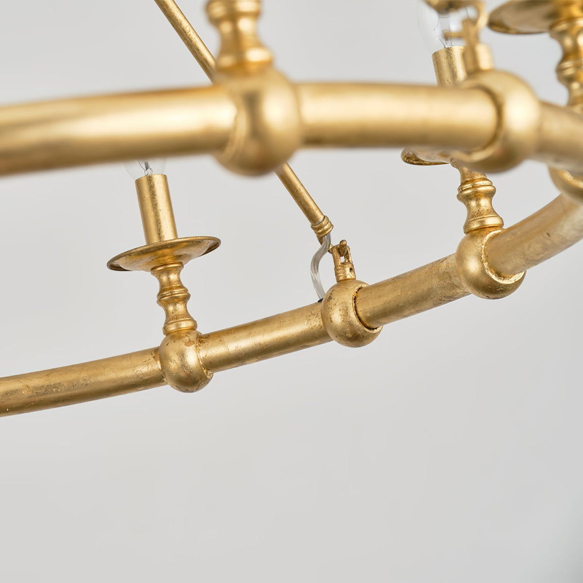 Elaineon candelabru