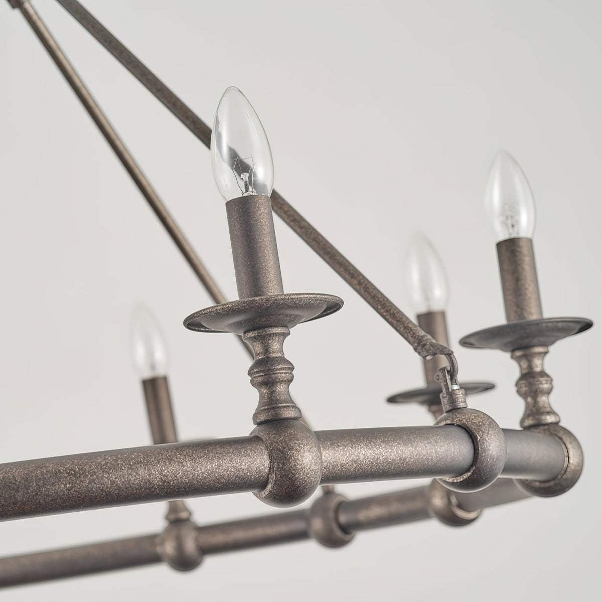 Elaineon candelabru