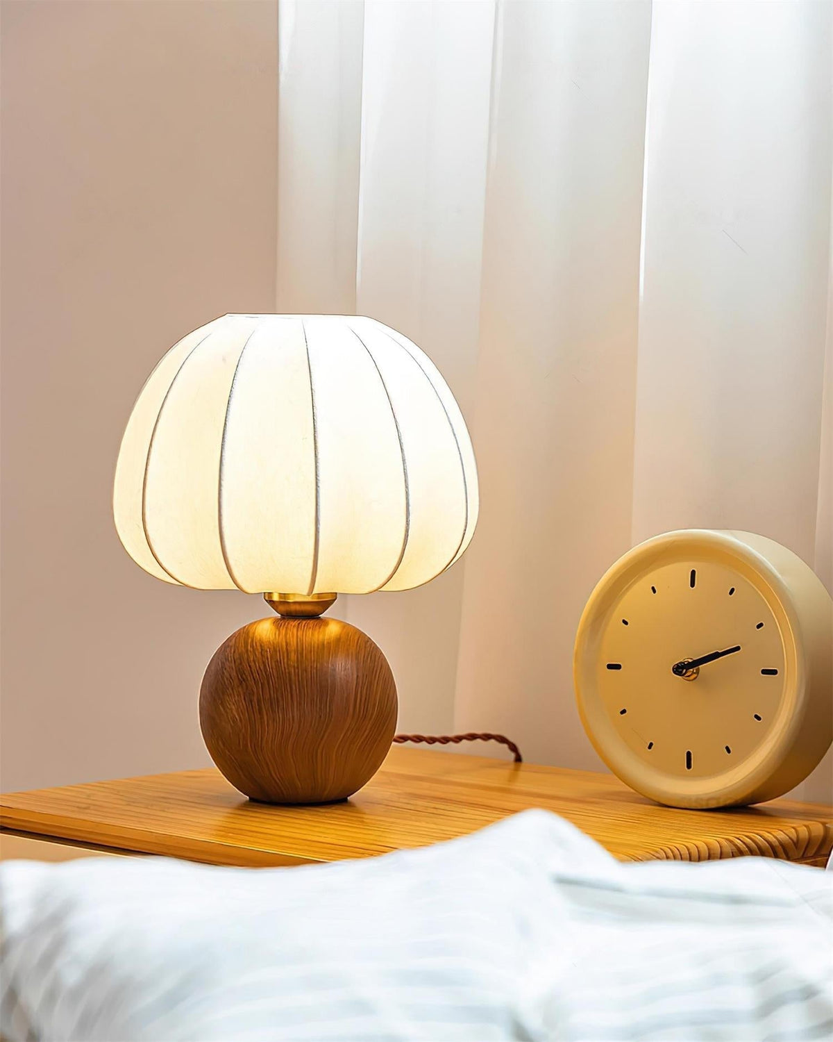 Mochy lampă de masă
