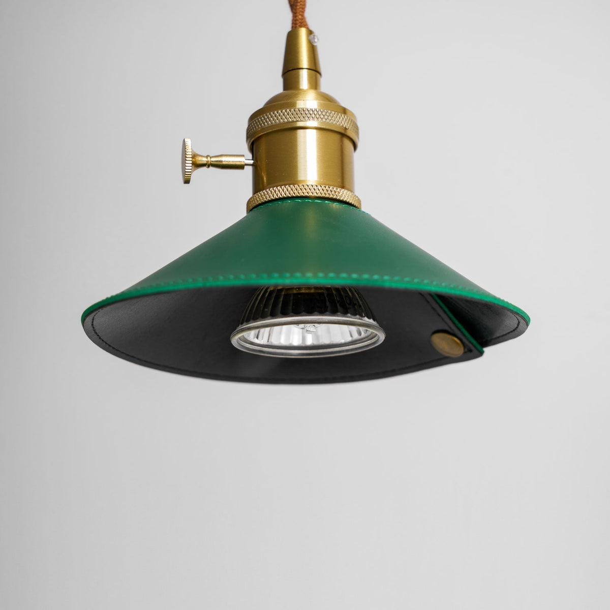 Oreliira lampă de masă
