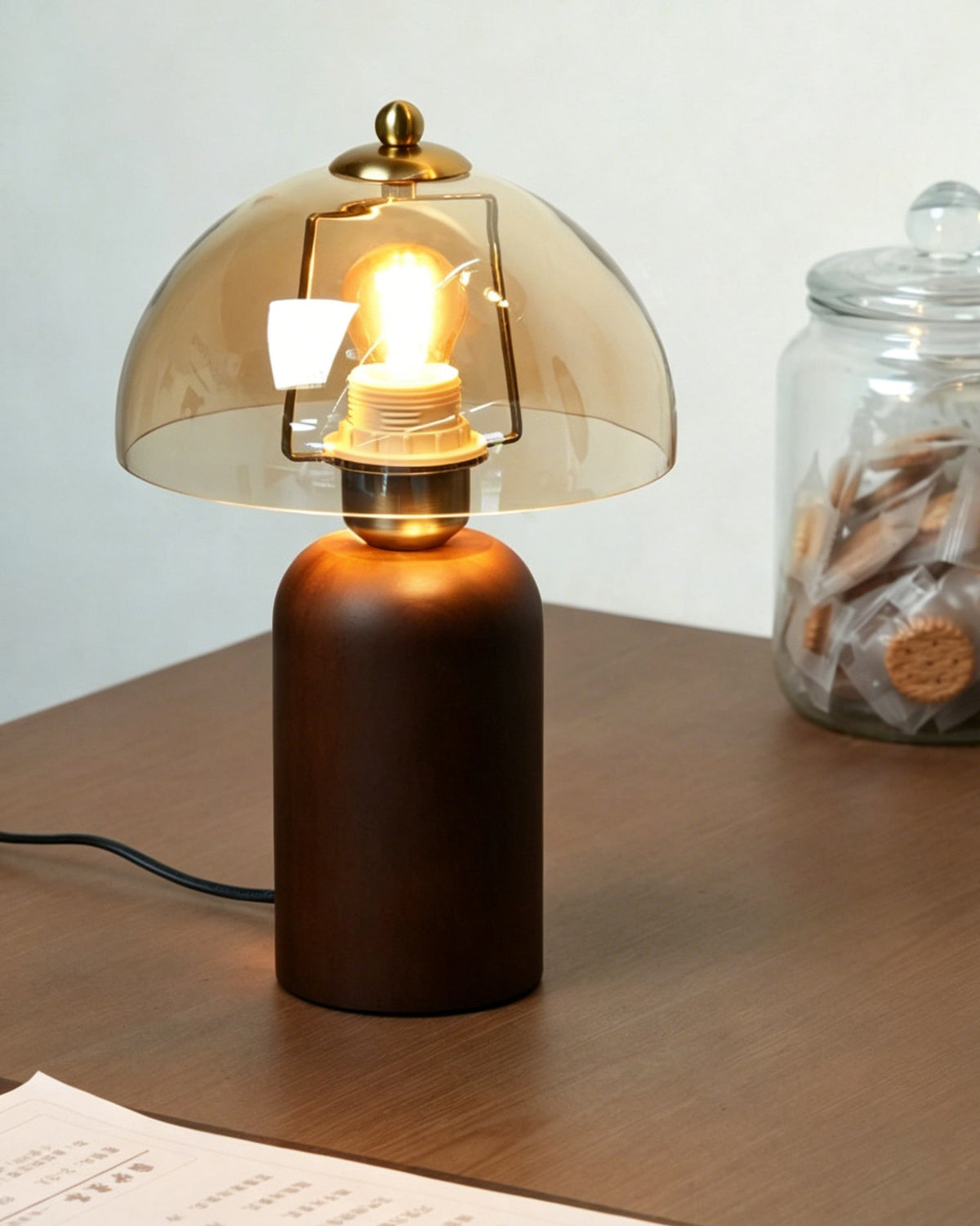 Oreliia lampă de masă