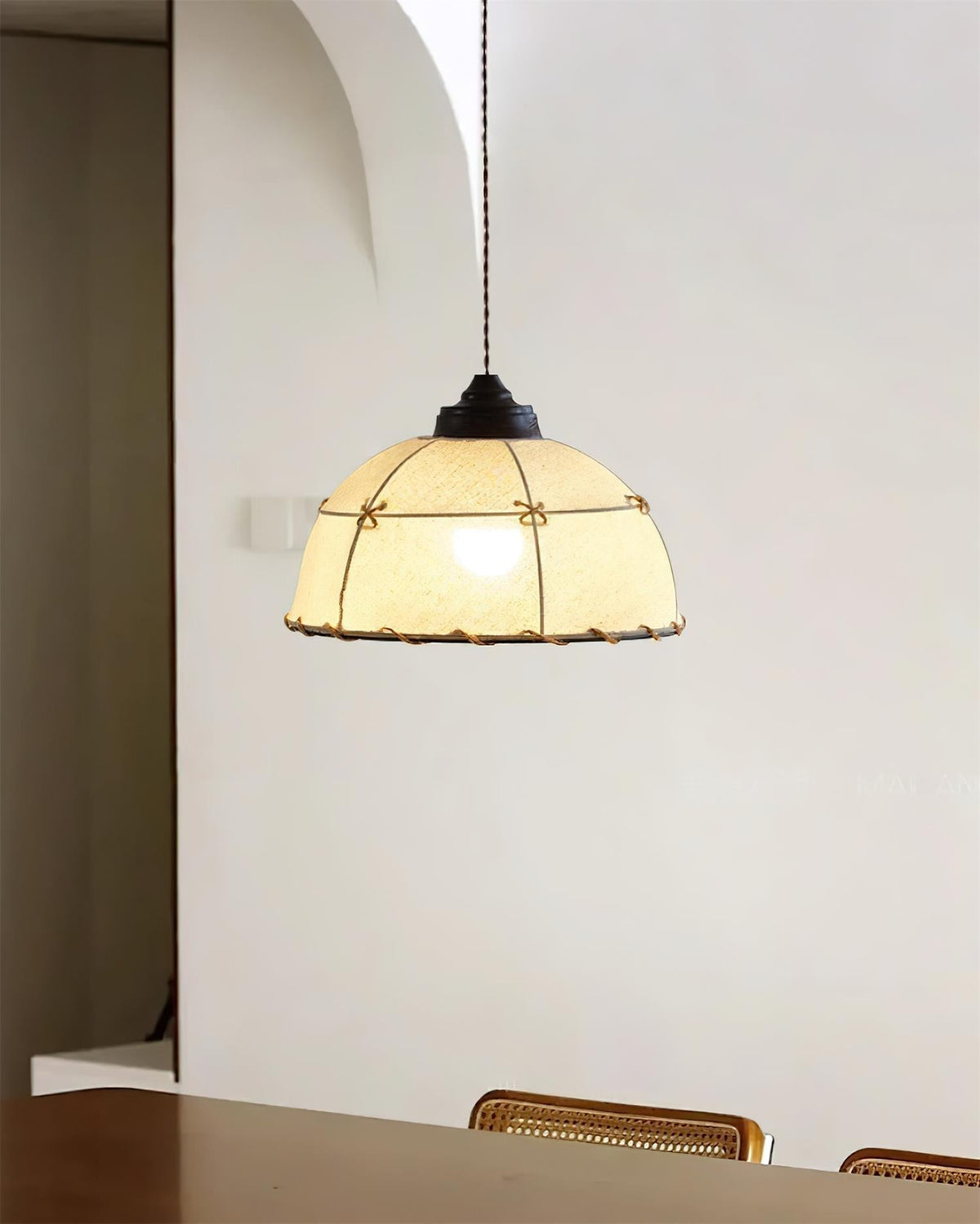 Lampă suspendată cu abajur din țesătură, formă de cupolă, stil vintage minimalist, lumină difuză