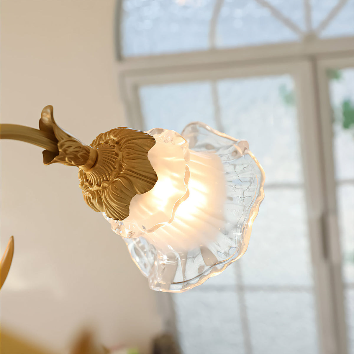 Lumaliel candelabru, cu flori