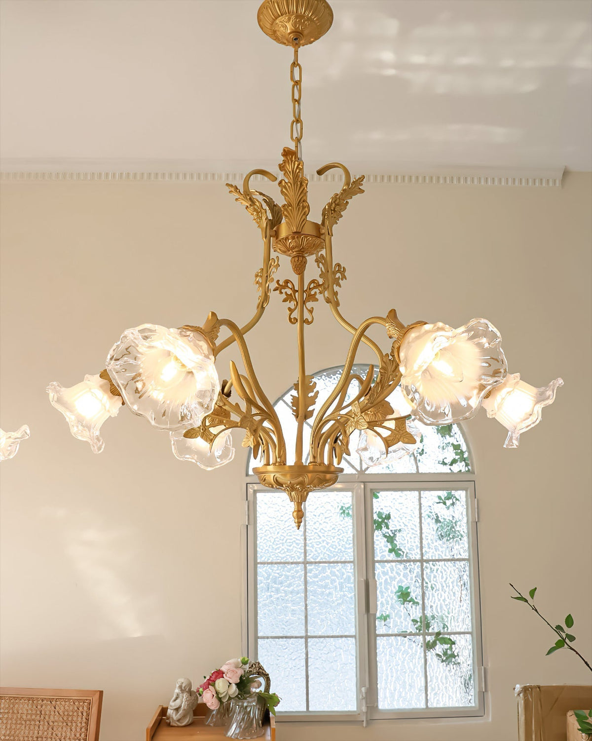 Lumaliel candelabru, cu flori