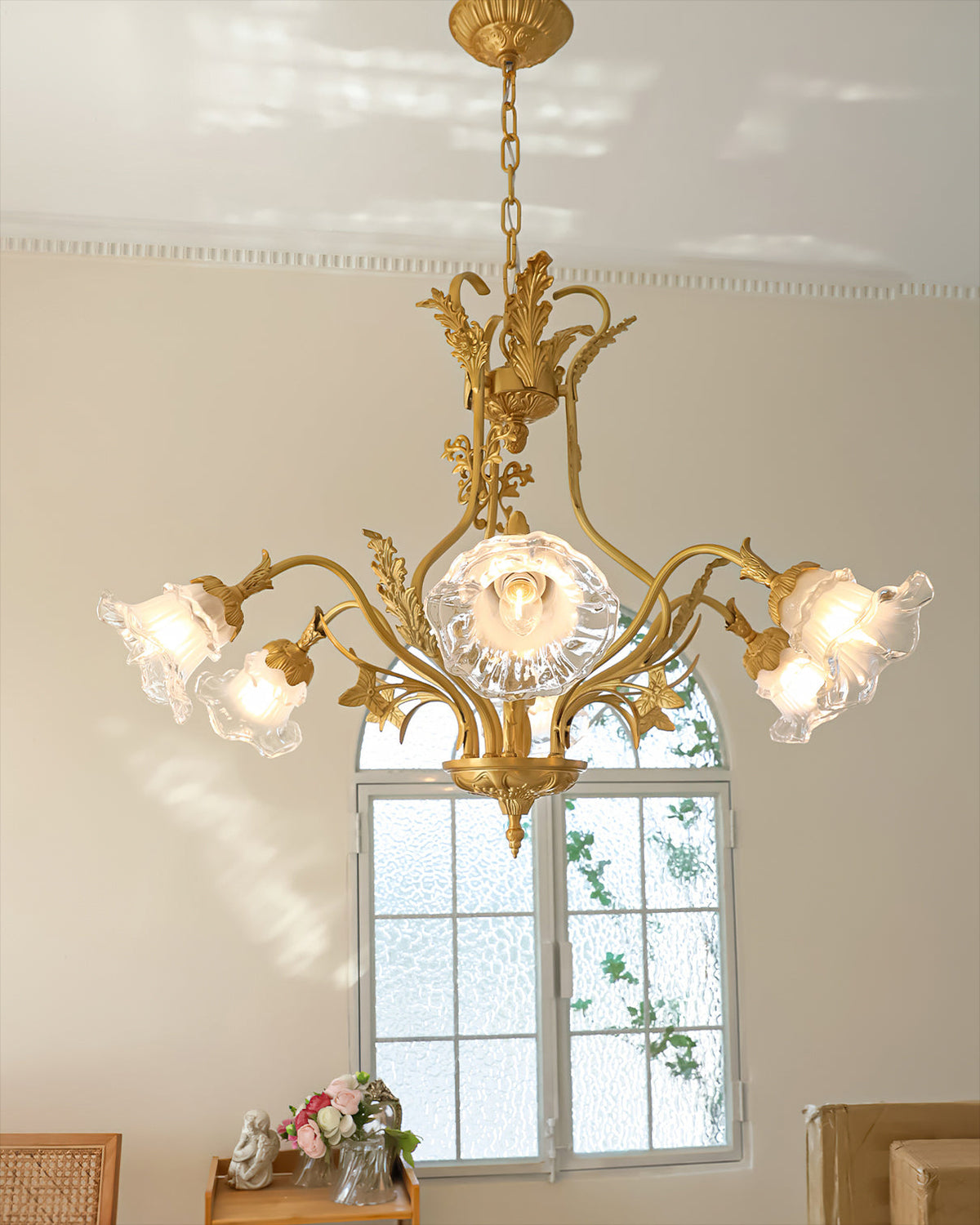Lumaliel candelabru, cu flori