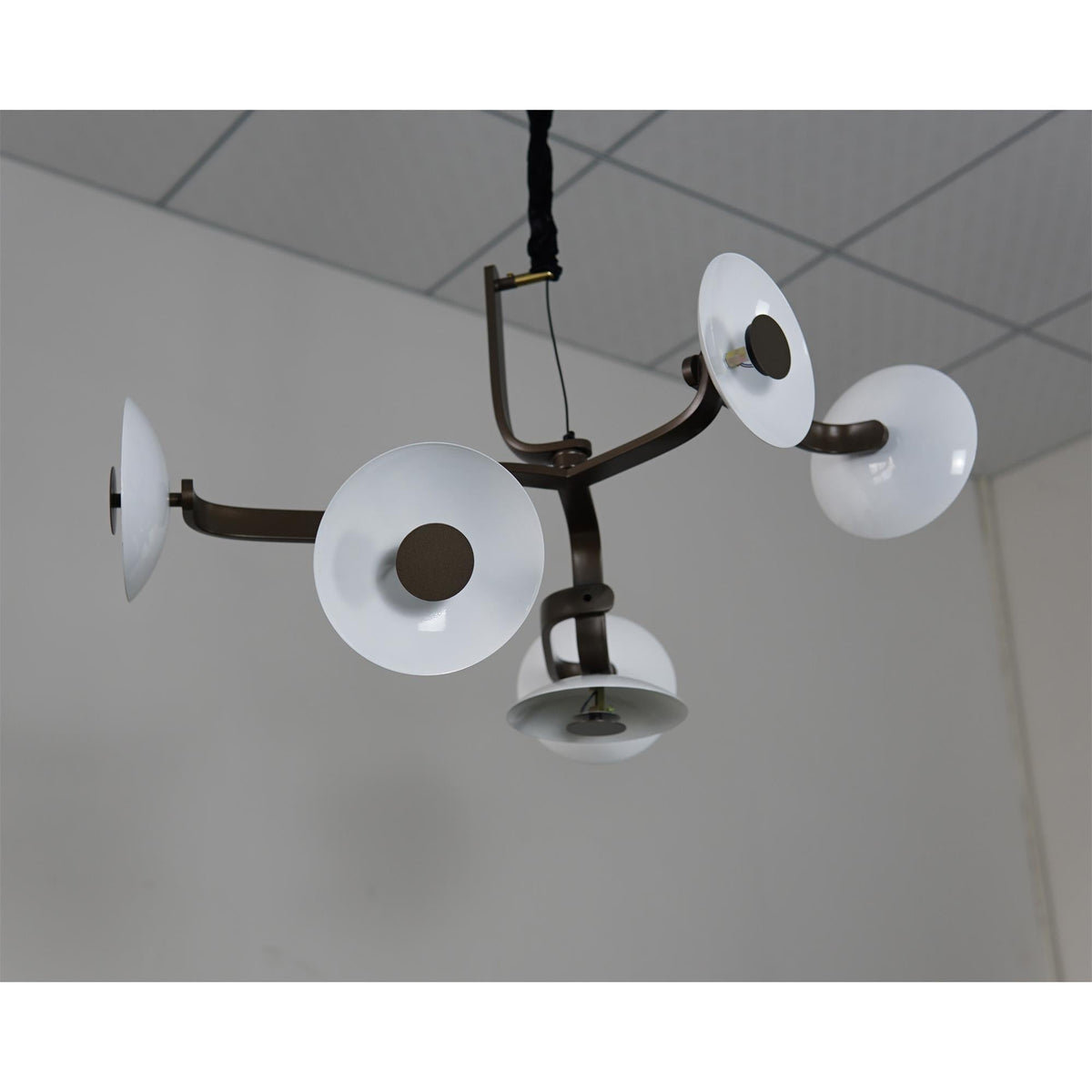 Veluira candelabru maro
