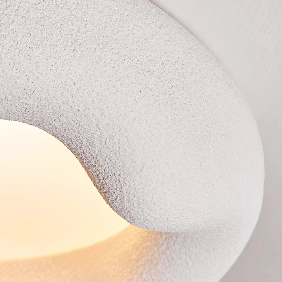 Plafonieră Organic cu corp din Rășină și Fibră de sticlă în Bej