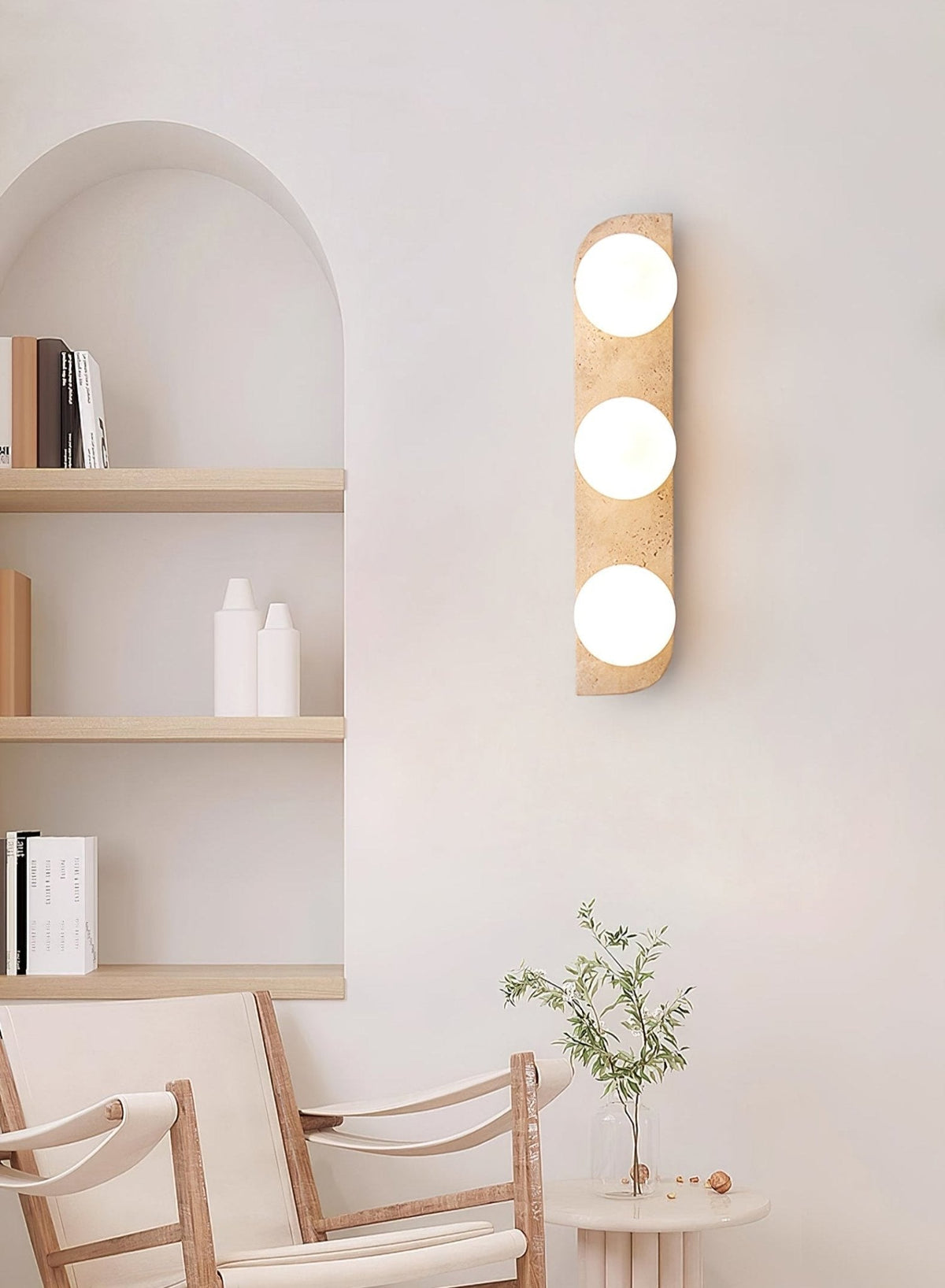 Serearia aplică de perete din travertin, minimalistă, cu ștecher
