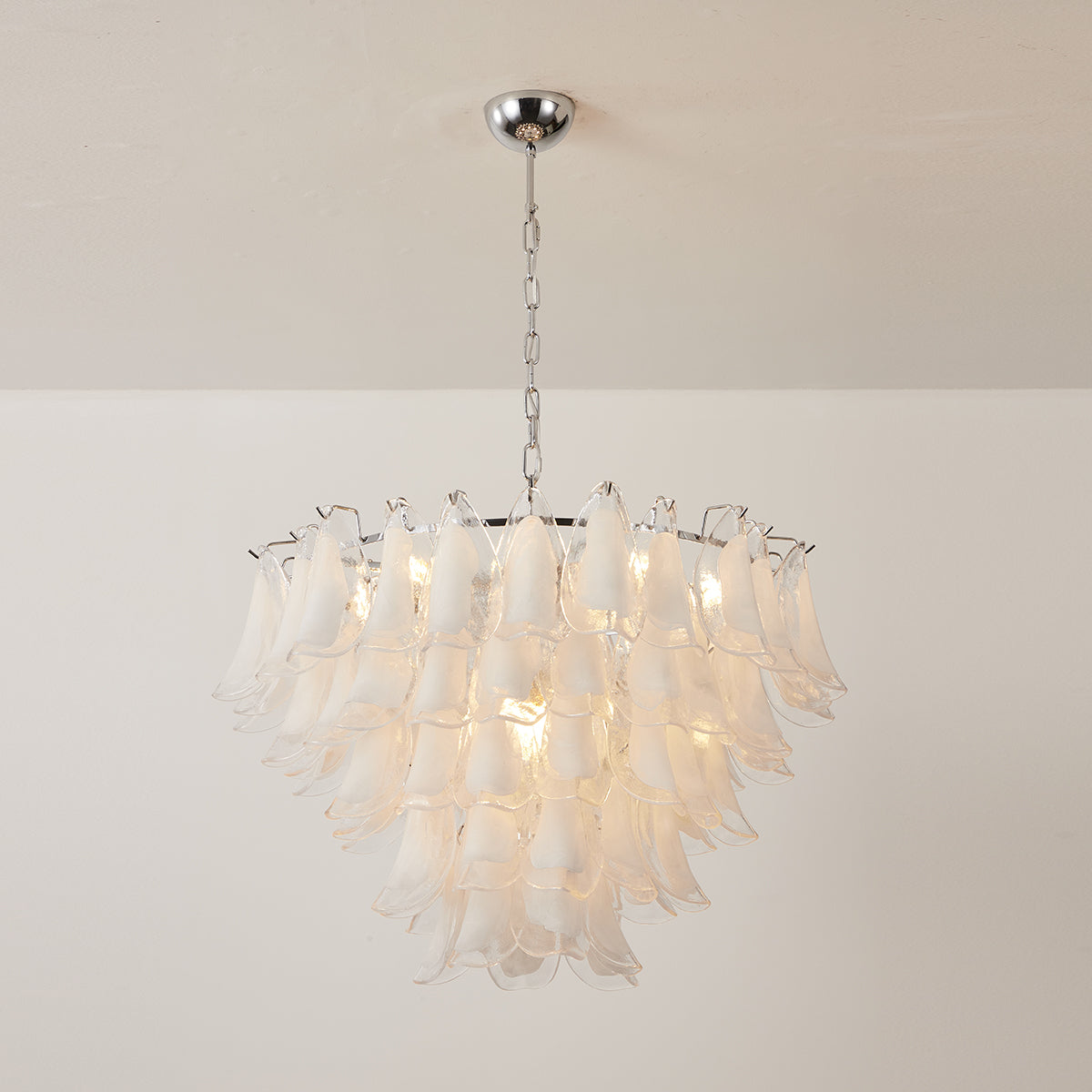 Oreloian candelabru, cu petale