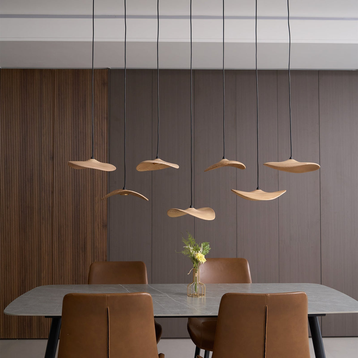 Abbott candelabru  modern minimalist cu frunze goale din lemn