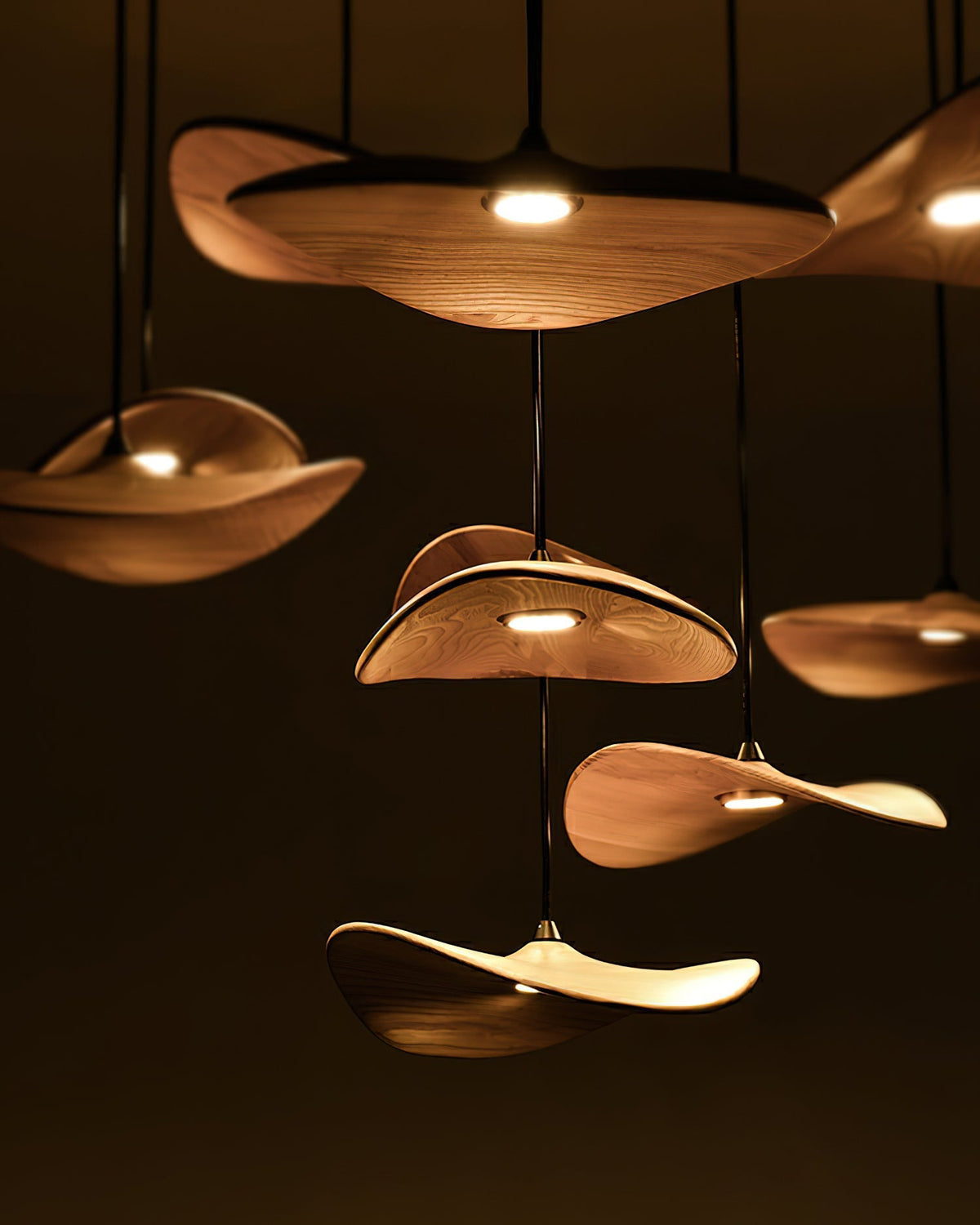 Abbott candelabru  modern minimalist cu frunze goale din lemn