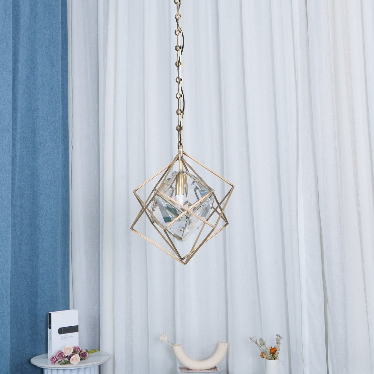 Zovin lampă suspendată Glam din alamă și cristal
