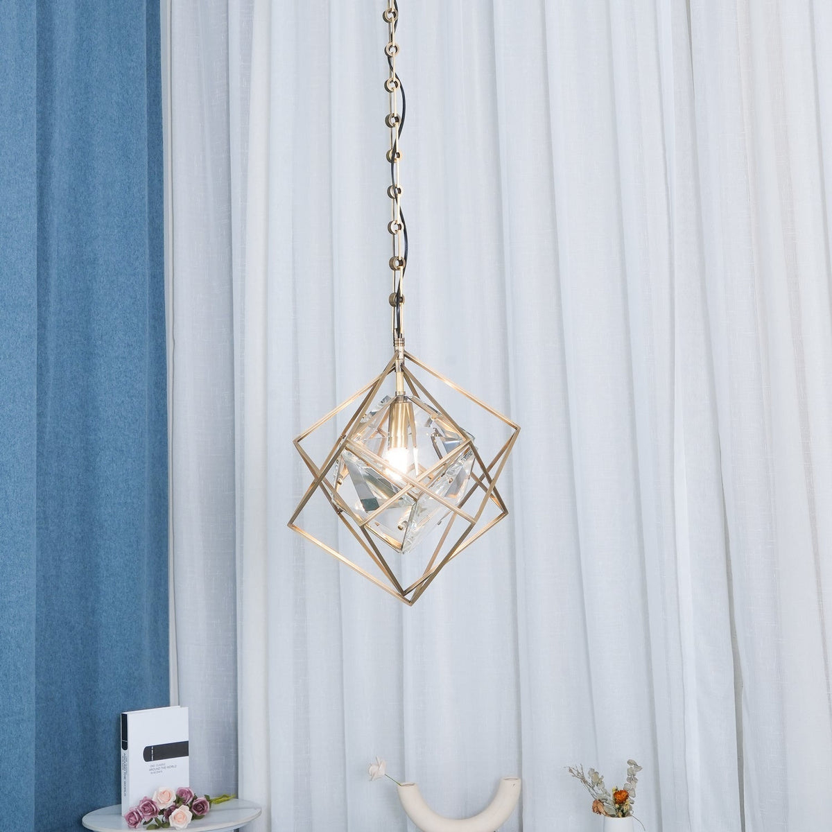 Zovin lampă suspendată Glam din alamă și cristal