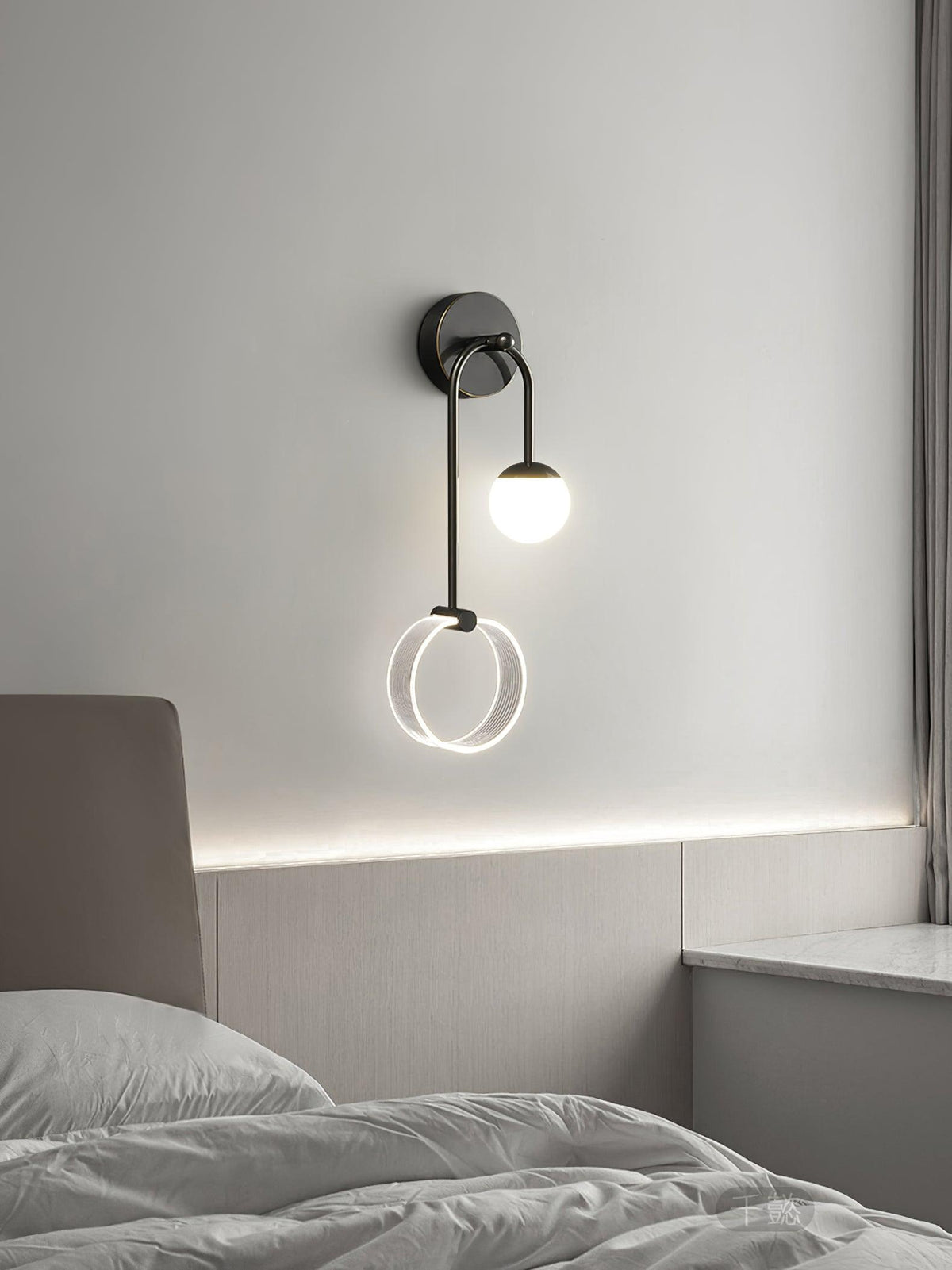 Warren aplică de perete din alamă, modernă, minimalistă, LED