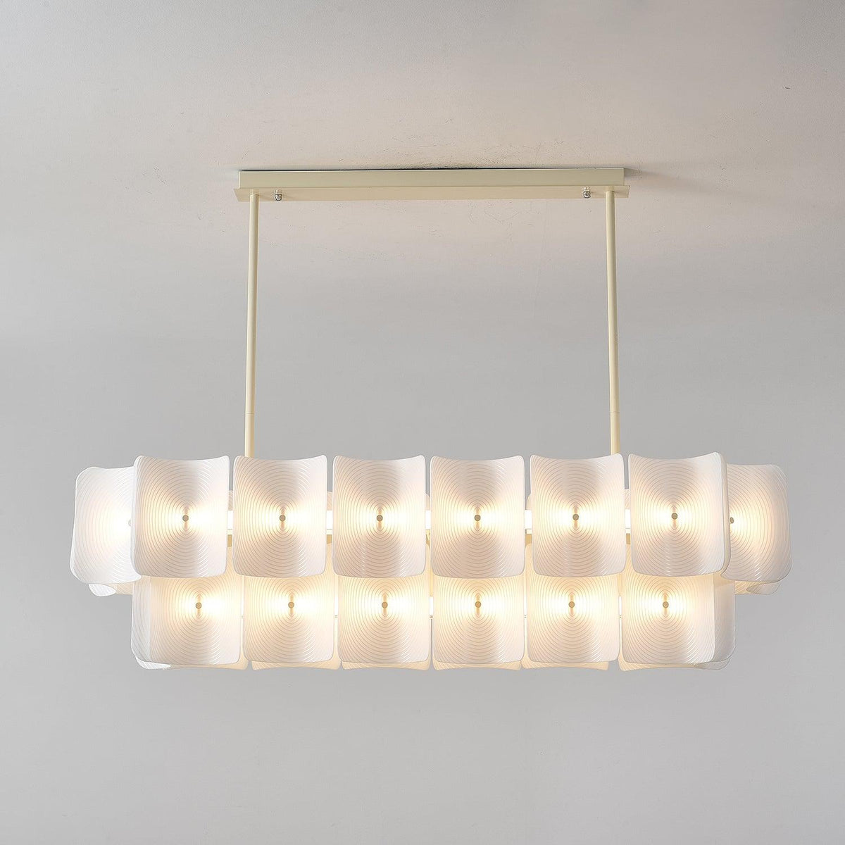 Eirene candelabru