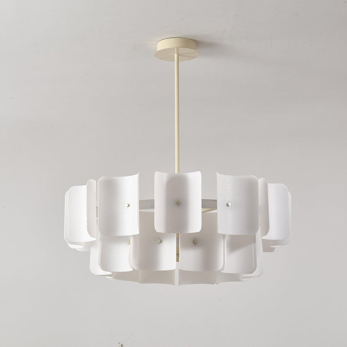 Eirene candelabru