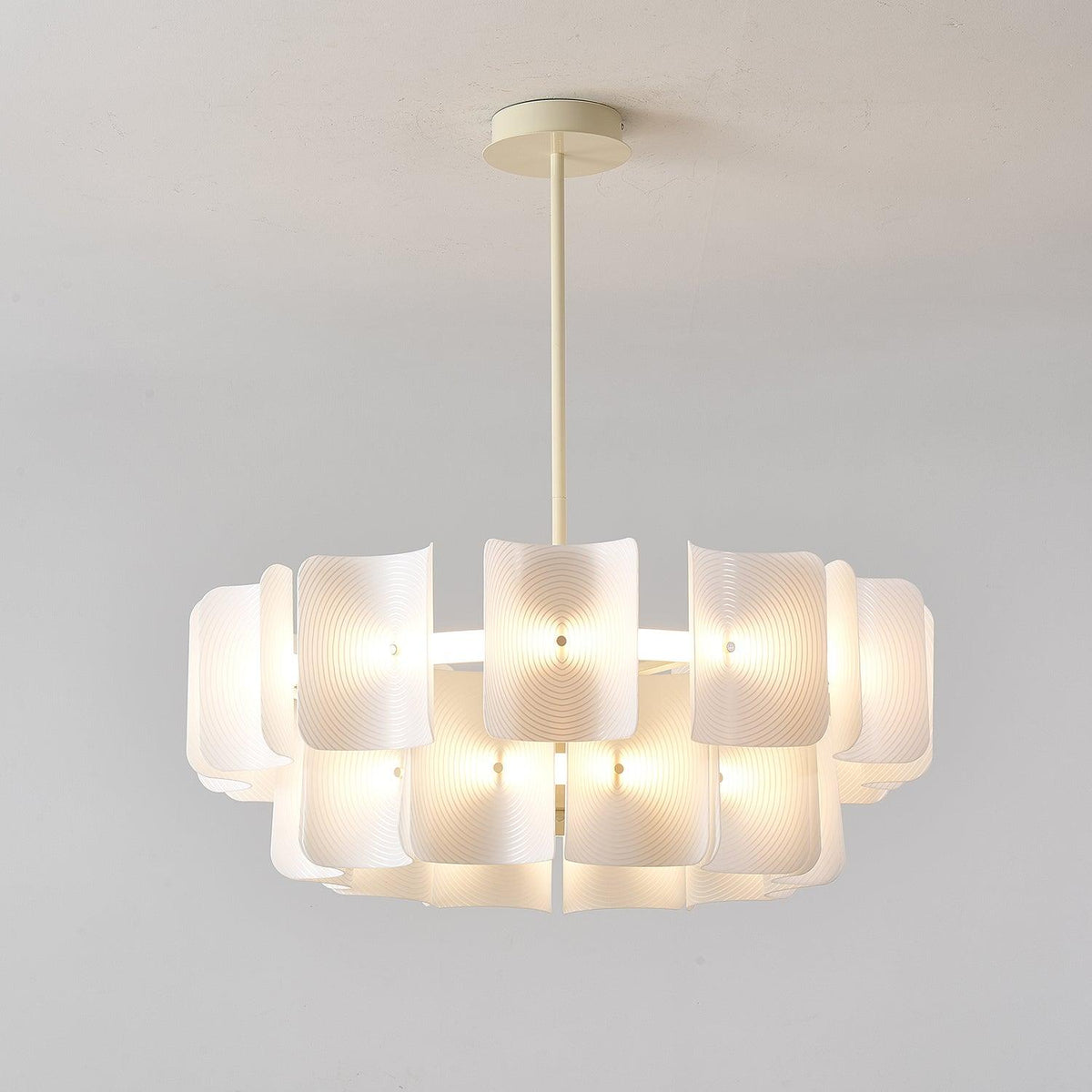 Eirene candelabru
