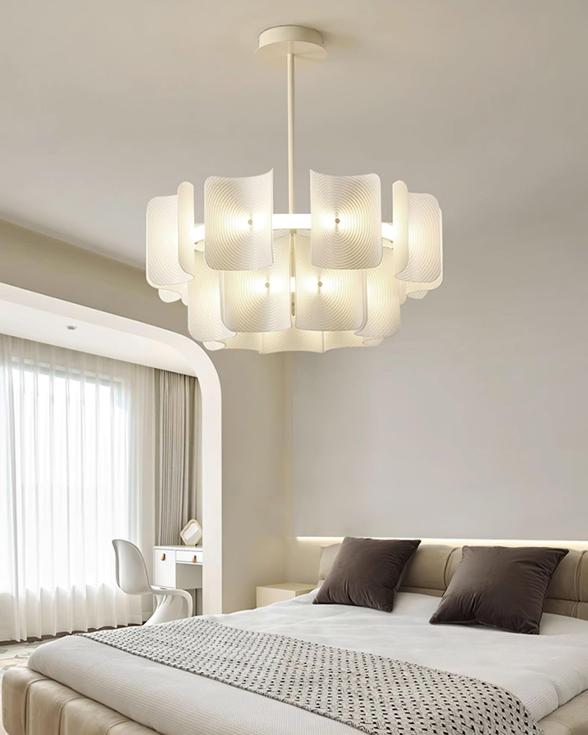 Eirene candelabru