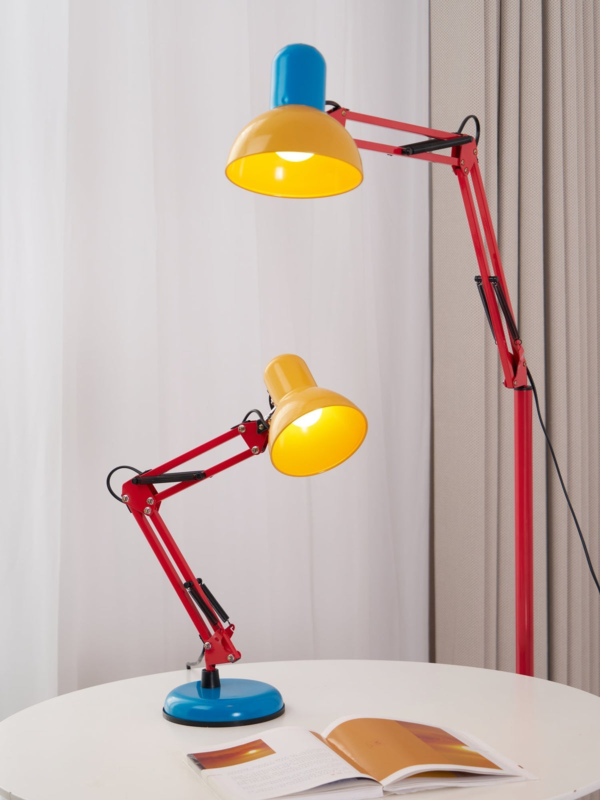 Aven lampă de masă modernă