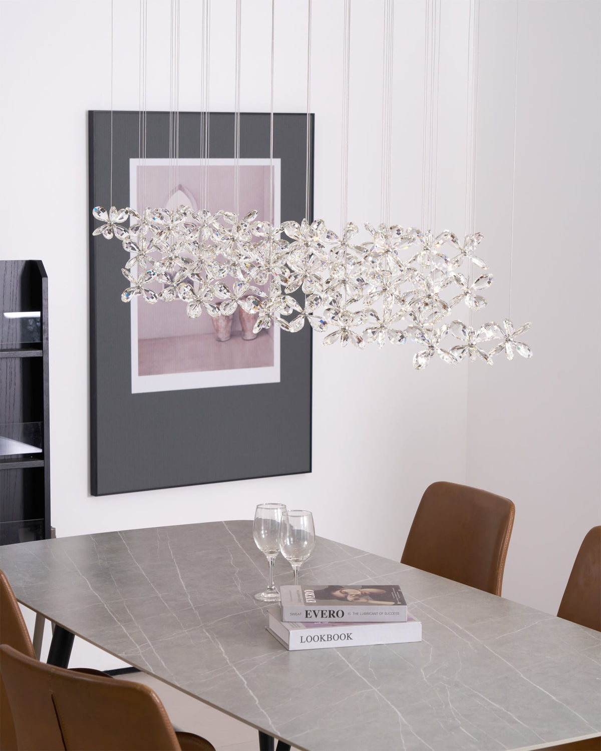 Dune candelabru din cristal, cu fluturi, floral, în grup