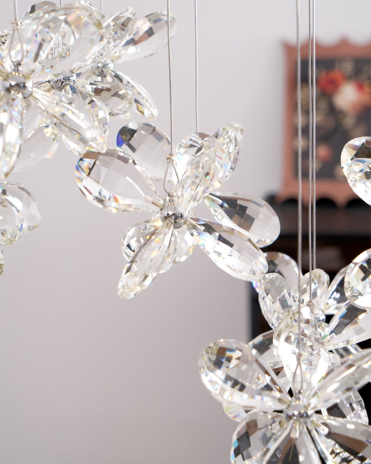Dune candelabru din cristal, cu fluturi, floral, în grup