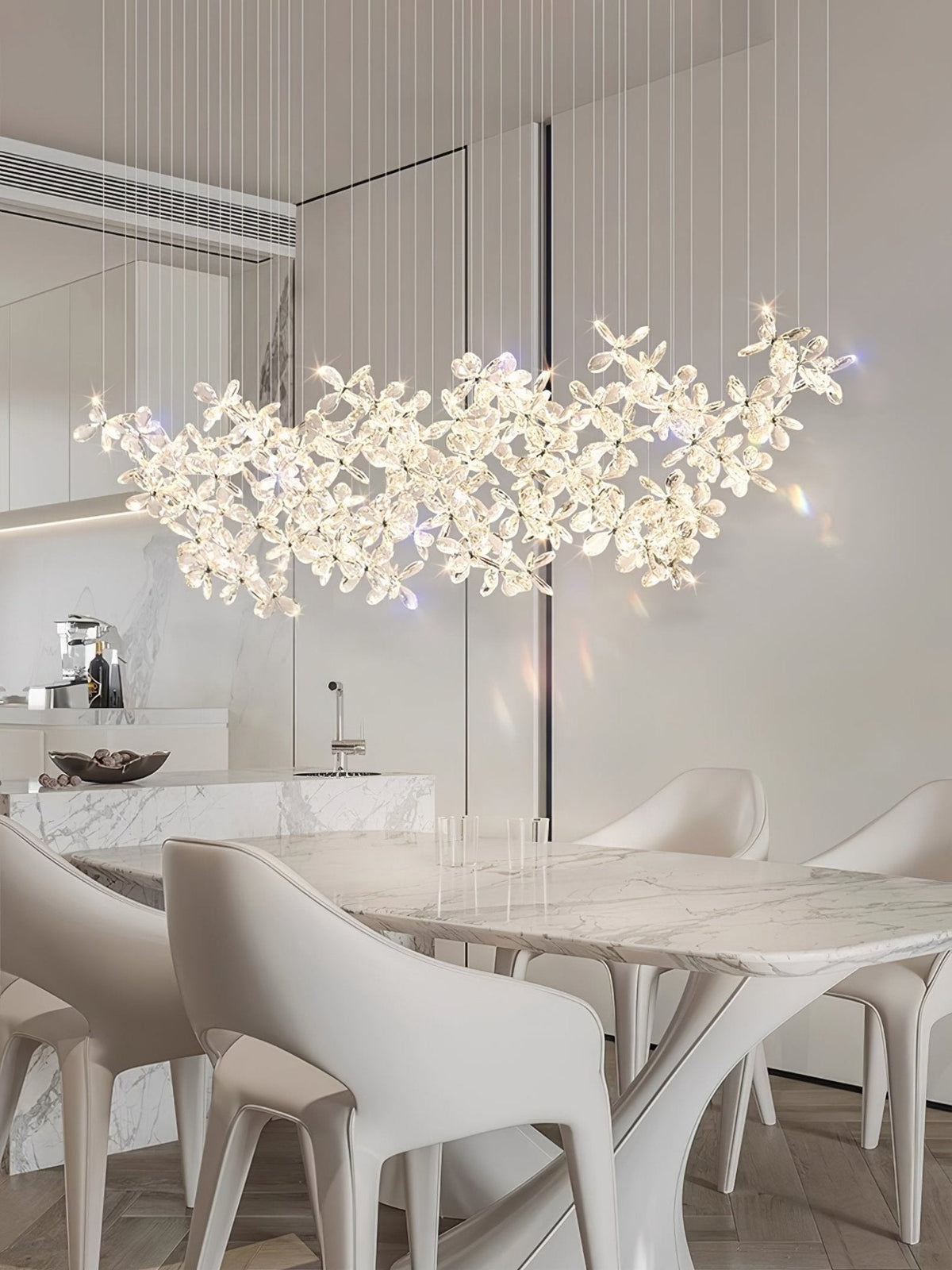 Dune candelabru din cristal, cu fluturi, floral, în grup