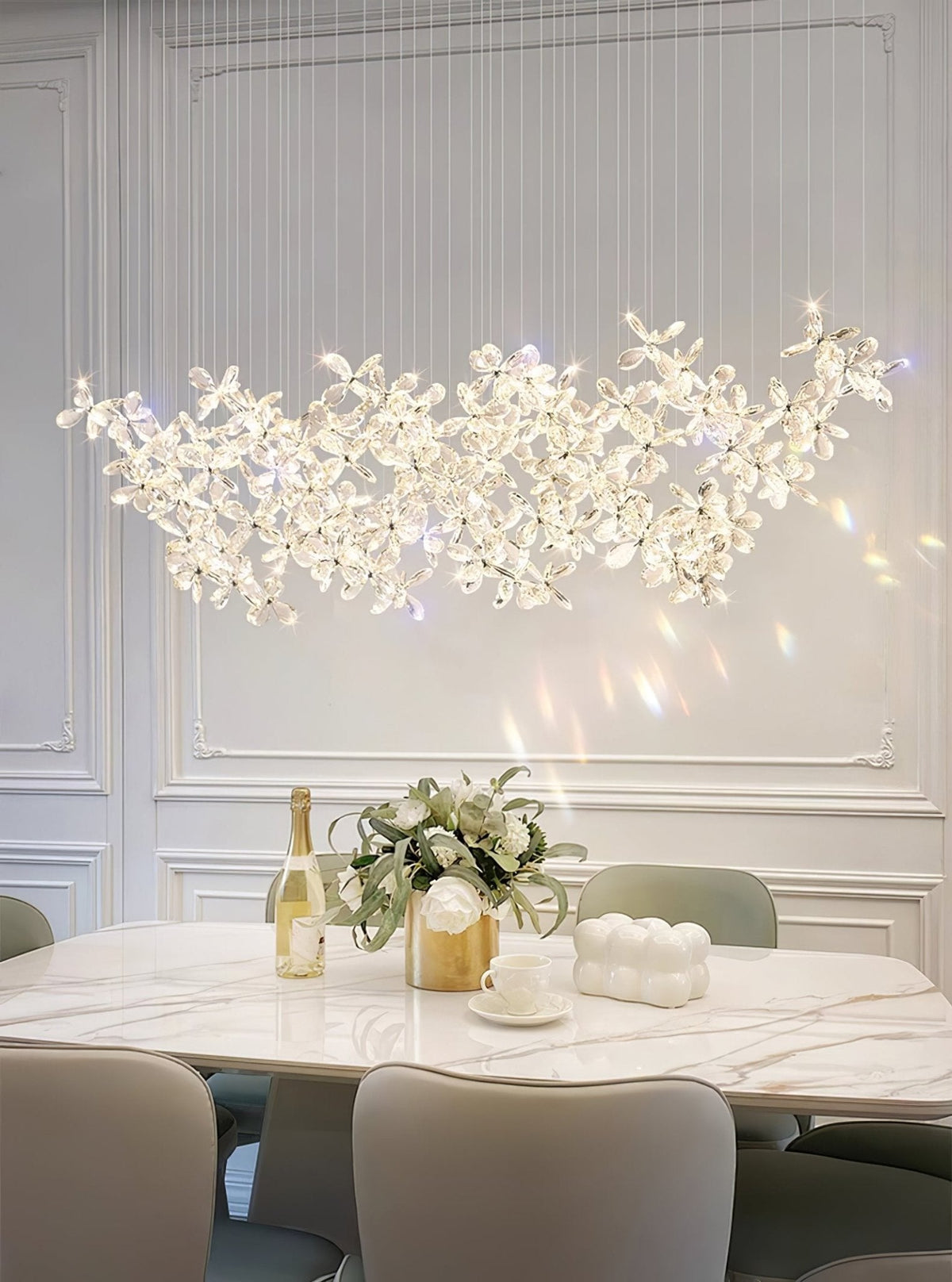 Dune candelabru din cristal, cu fluturi, floral, în grup