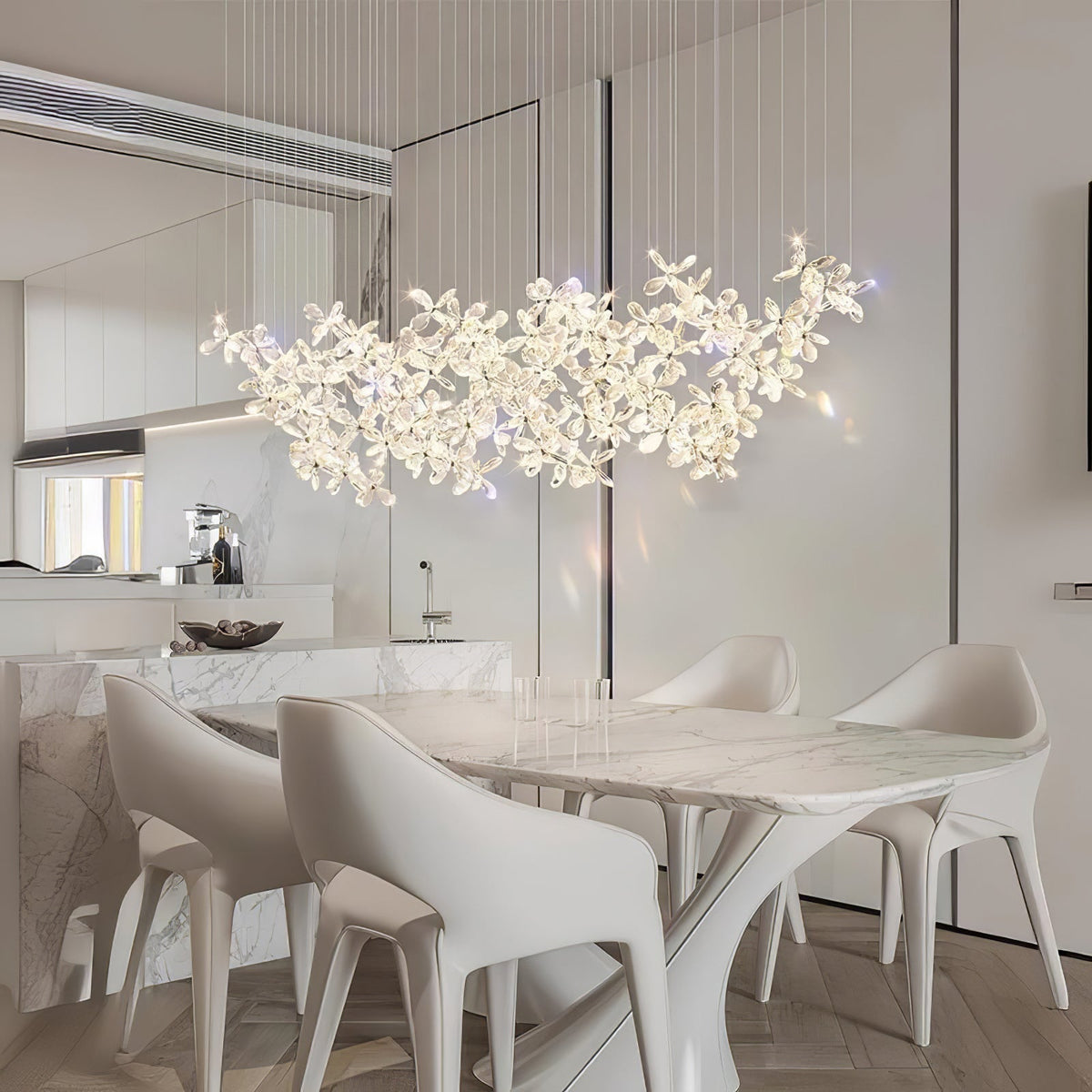 Dune candelabru din cristal, cu fluturi, floral, în grup