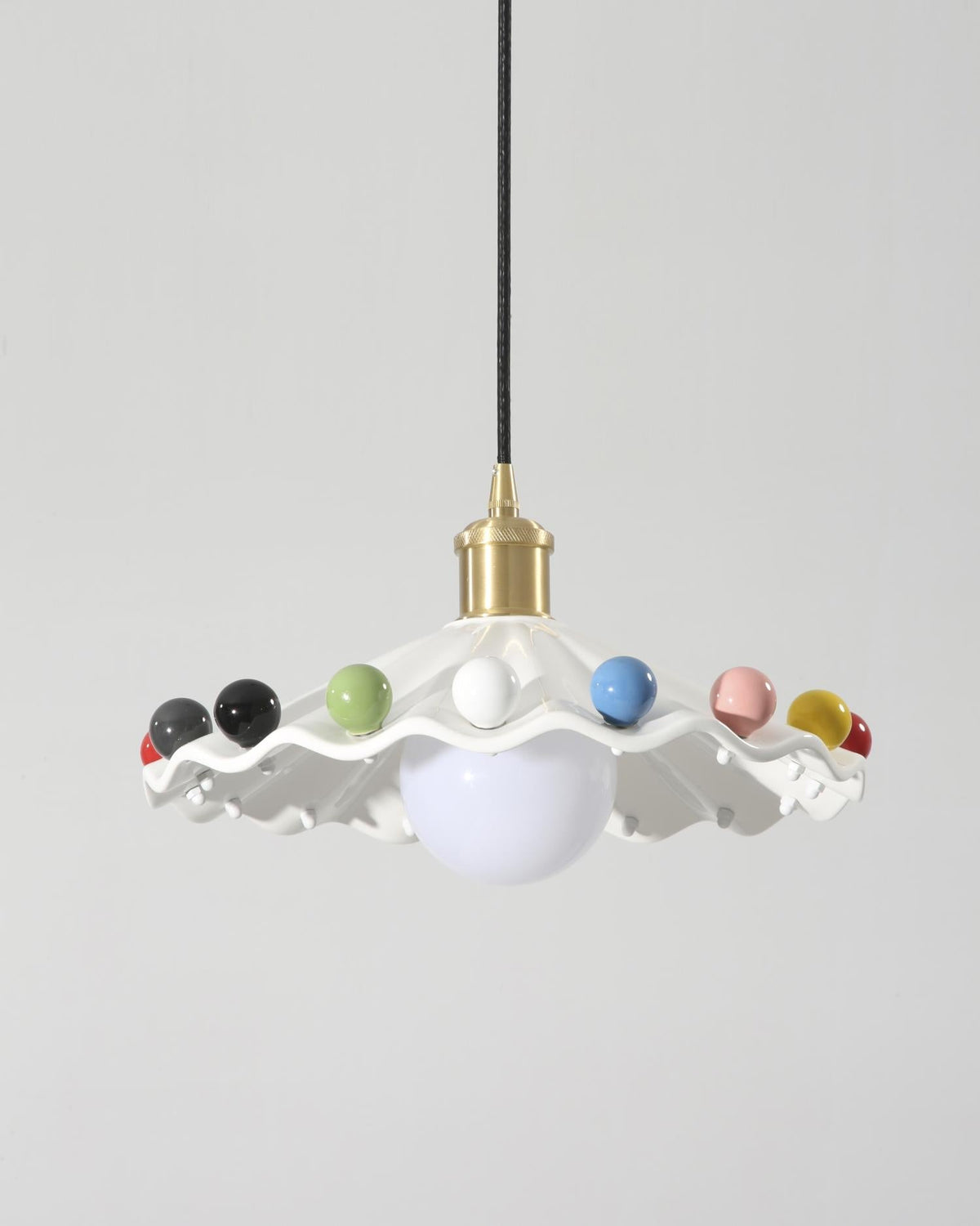 Solvira lampă suspendată din ceramică, ondulată, cu abajur