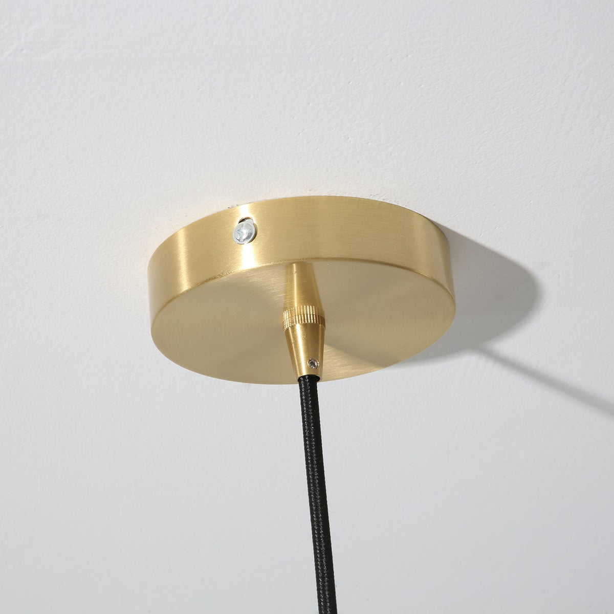 Solvira lampă suspendată din ceramică, ondulată, cu abajur