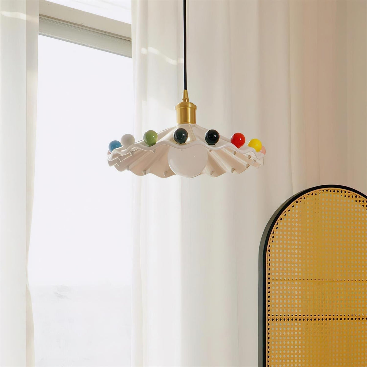 Solvira lampă suspendată din ceramică, ondulată, cu abajur