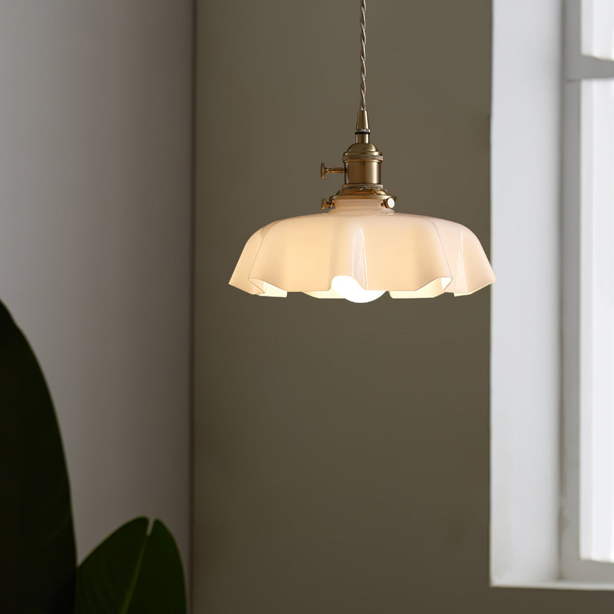 Civen lampă suspendată, rustică, cu margine ondulată