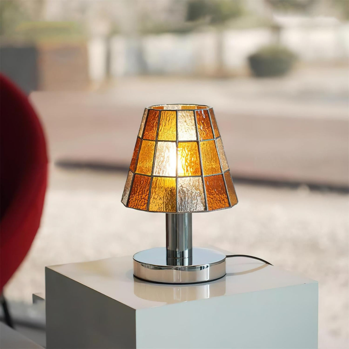 Liorivira lampă de masă