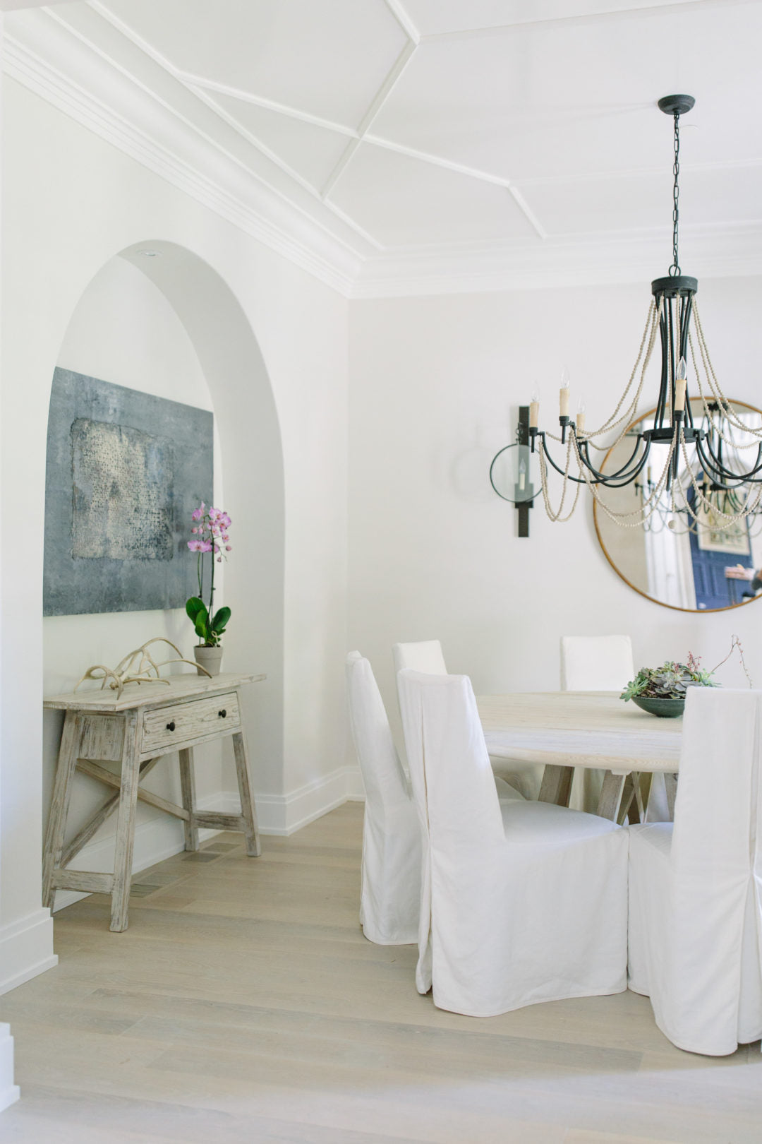 Aveneeon candelabru