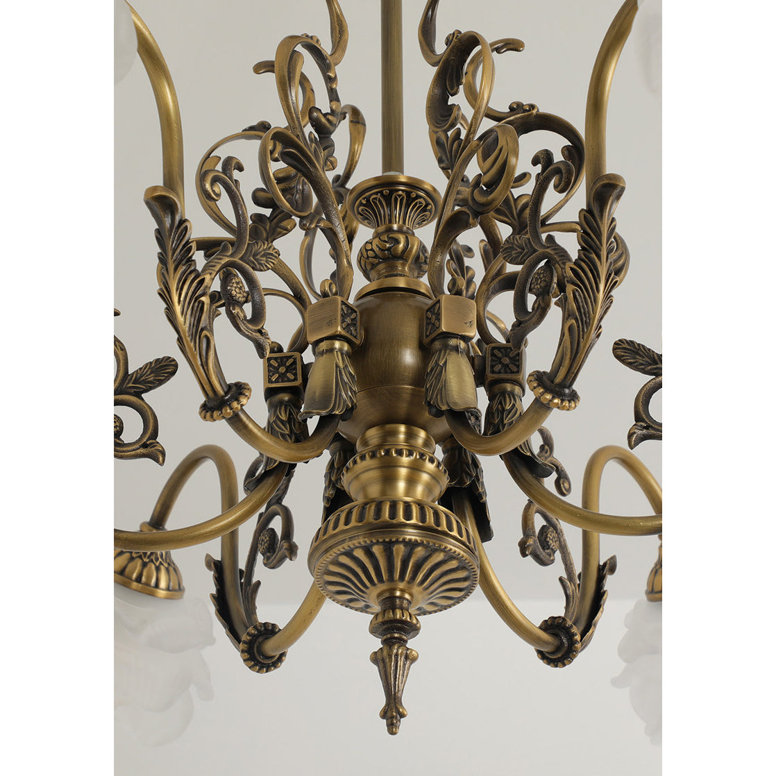 Georgian Gardens candelabru