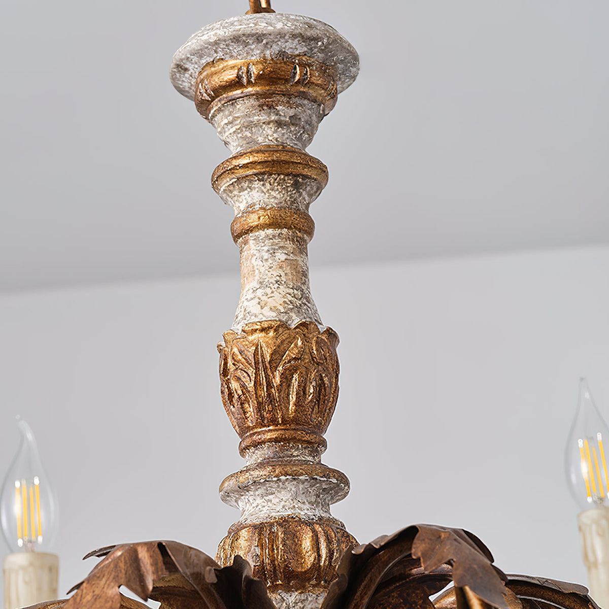 Elyenira candelabru din cristal