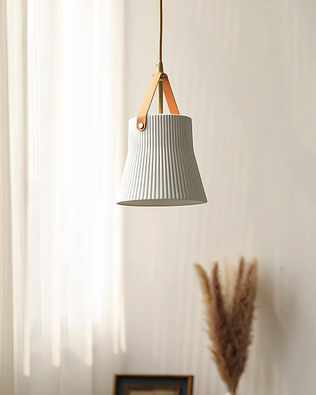 Lampă suspendată Cielum modern minimalist Abajur Ceramic Texturat cu Bandă de Piele alamă