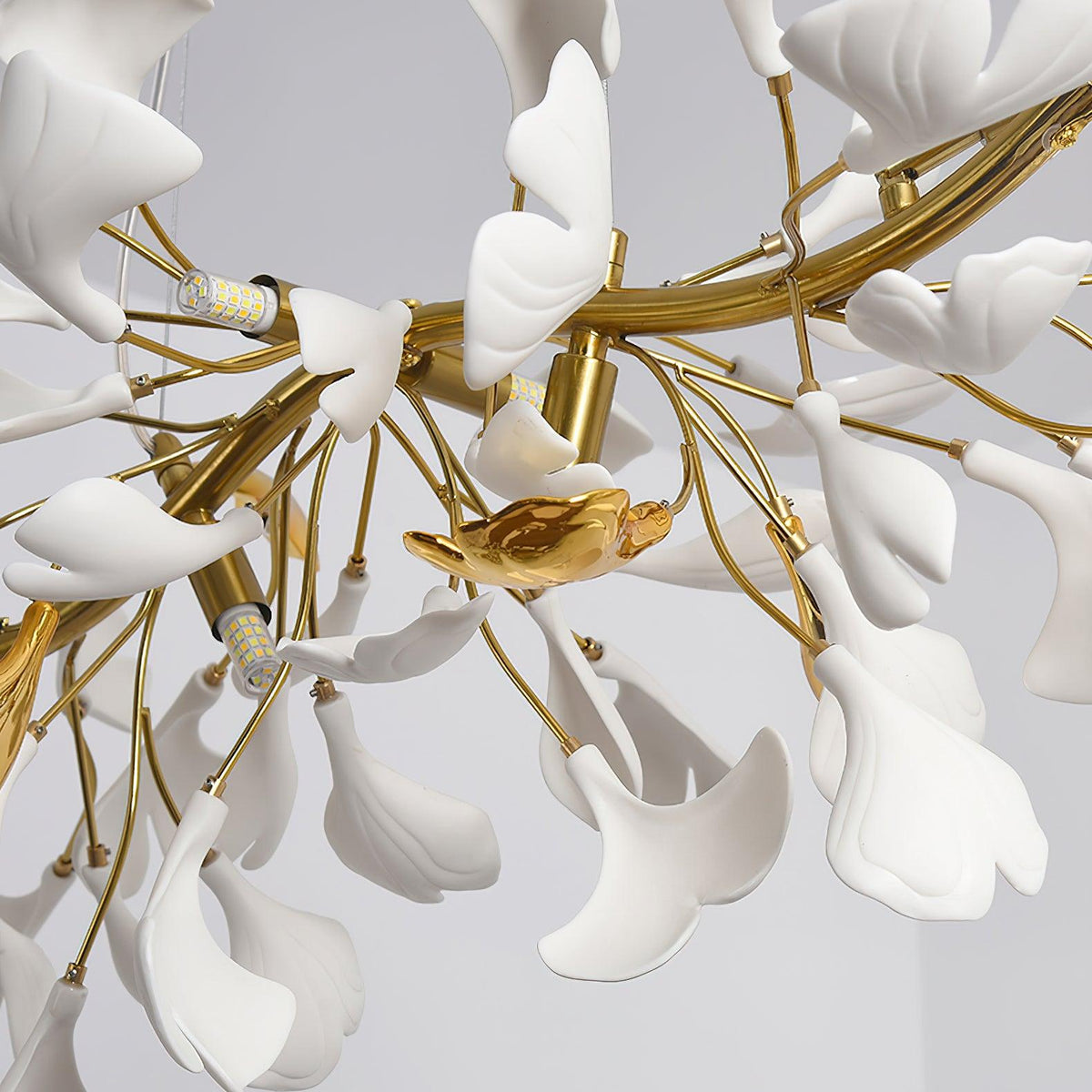 Dylo candelabru din alamă cu ramuri de petale ceramice liniare Ginkgo
